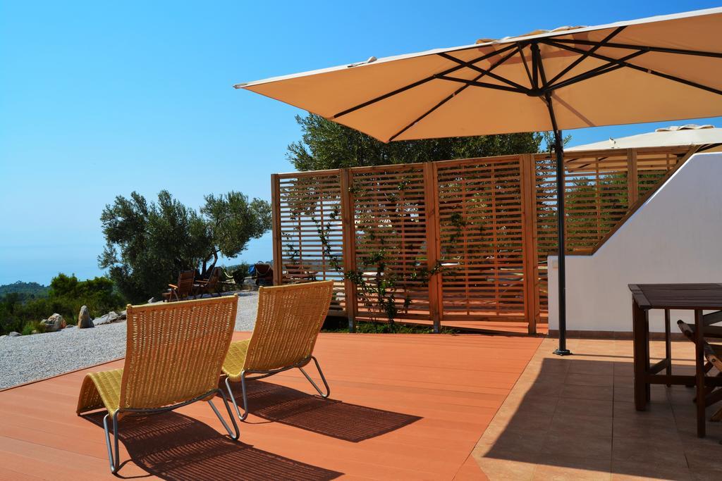 The Infinity 180 Luxury Suites Milia Dış mekan fotoğraf