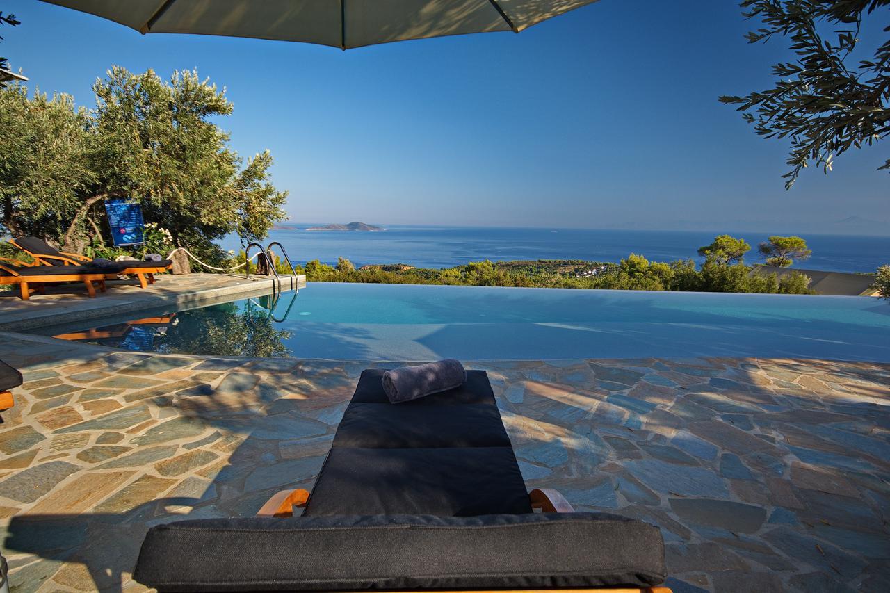 The Infinity 180 Luxury Suites Milia Dış mekan fotoğraf